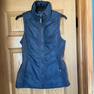 Athleta Rock Ridge Primaloft Vest XS